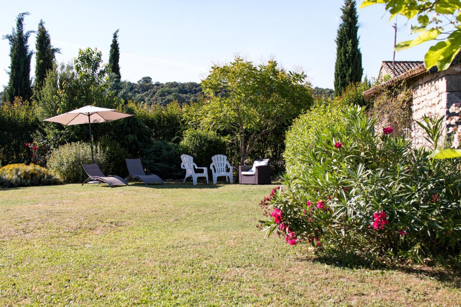 Mas De La Rivoire B&B Villevieille Eksteriør billede